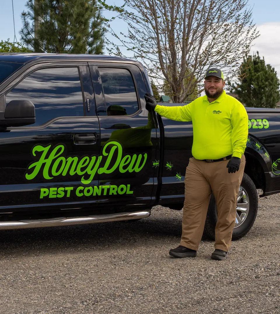 HoneyDew technician preparing service equipment.